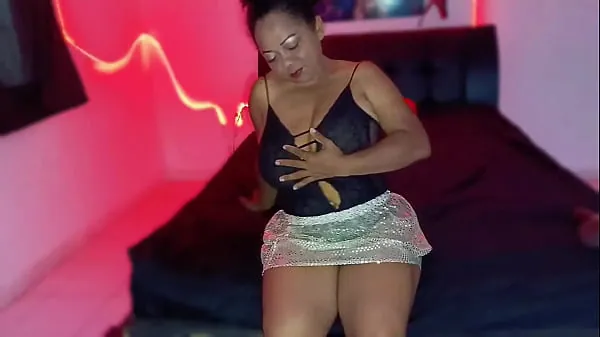 Gangbeng creampie